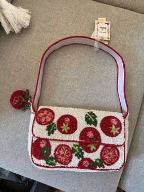 Viral TikTok Beaded Tomato Motif Shoulder Bag in Red and White